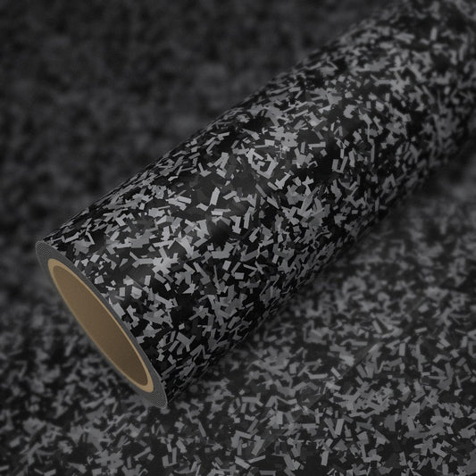 Rolka folii kuty carbon srebrny z połyskiem na arkuszu tej samej folii